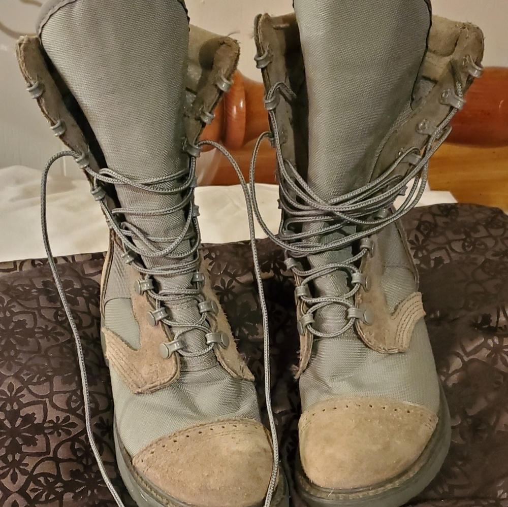 Womens 5 1/2 Corcoran lace-up boots